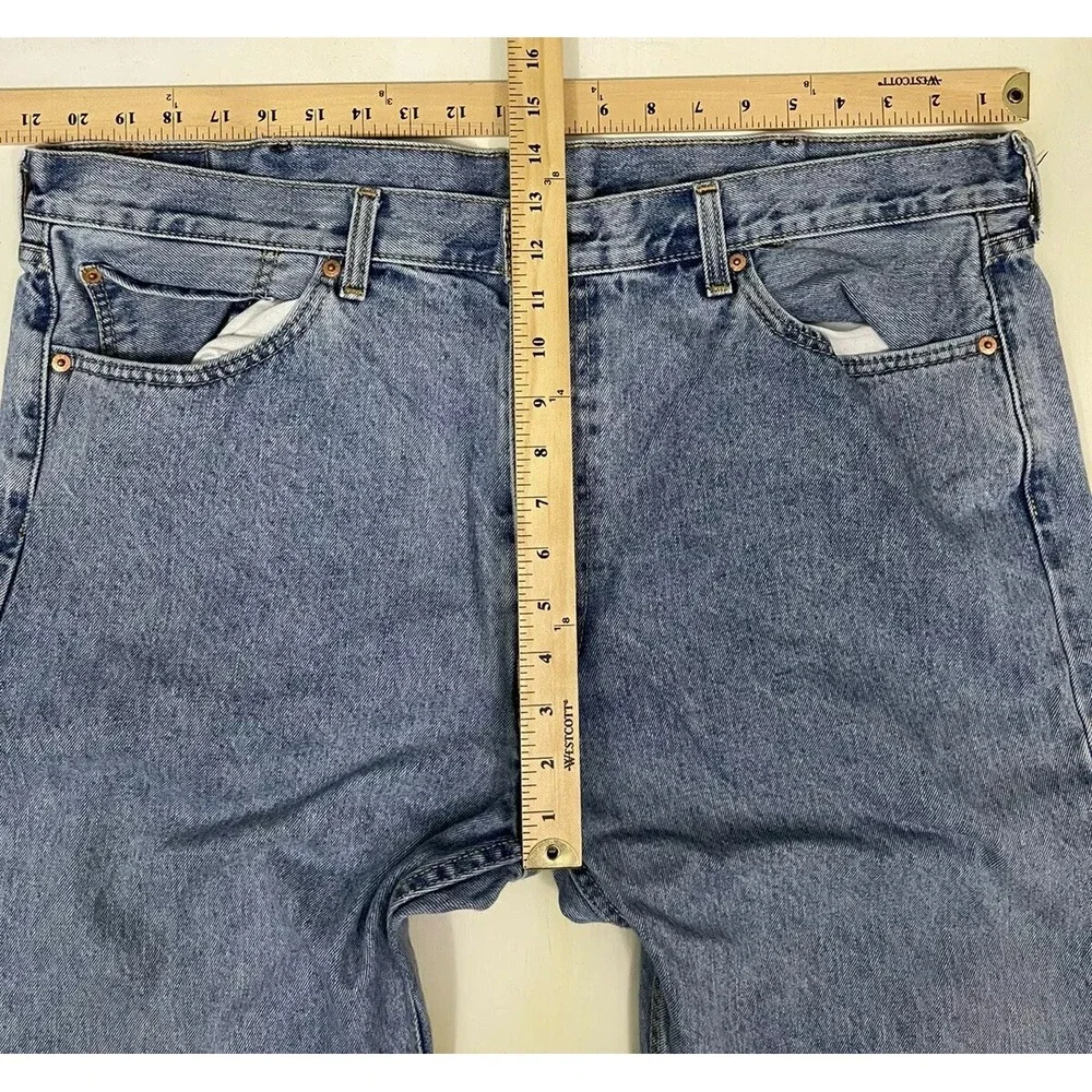 LEVI'S 505 Jeans Mens 42x32 Zipper Fly‎ Straight Fit Blue Denim Light Wash